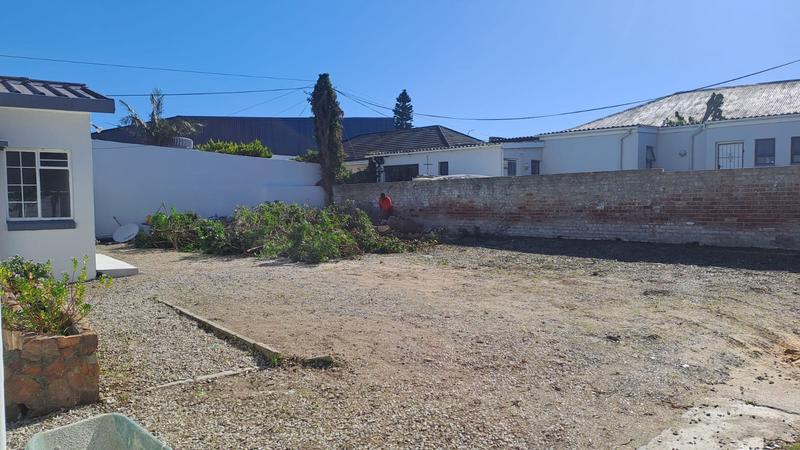 To Let commercial Property for Rent in Newton Park Eastern Cape